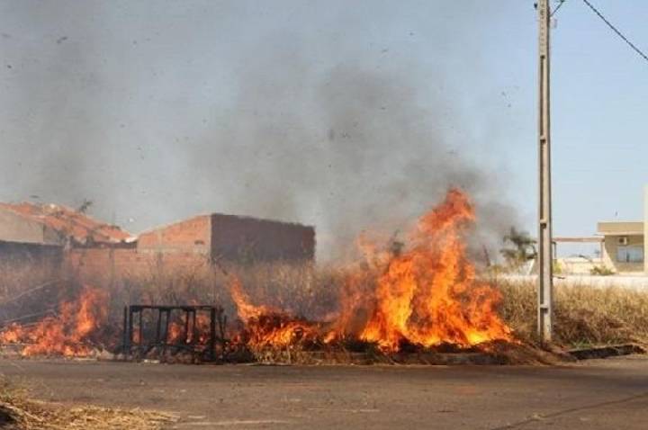 Antes da fumaça tomar conta da cidade, o alerta é para prevenir