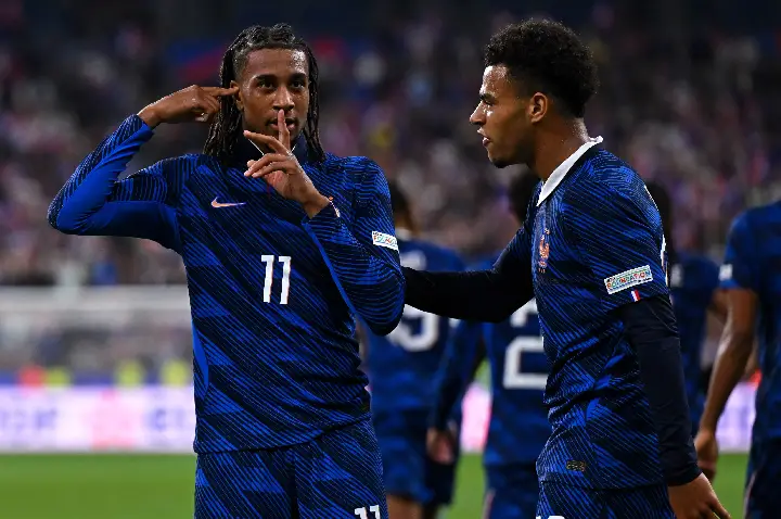 Bélgica impõe cenário novo à França de Zidane, que recorre à força do elenco para vencer