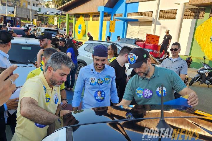 Candidato 22 reuniu apoiadores e lideranças em dois pontos da capital neste domingo