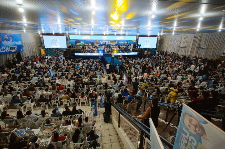 Casa cheia e apoio de todo o estado marcam lançamento oficial da campanha de Laerte Gomes em Ji-Paraná