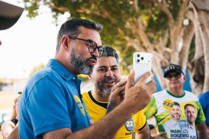 Em Rio Crespo, Bruno Scheid reforça campanha de rua ao lado de Marcos Rogério: “olho no olho e com os pés no chão”