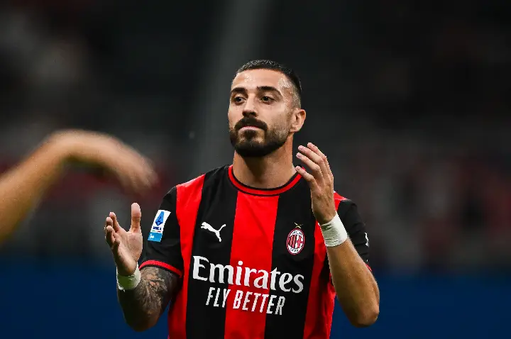 ‘Muitos times me queriam, como a Inter; mas eu escolhi o Milan’, conta Gila