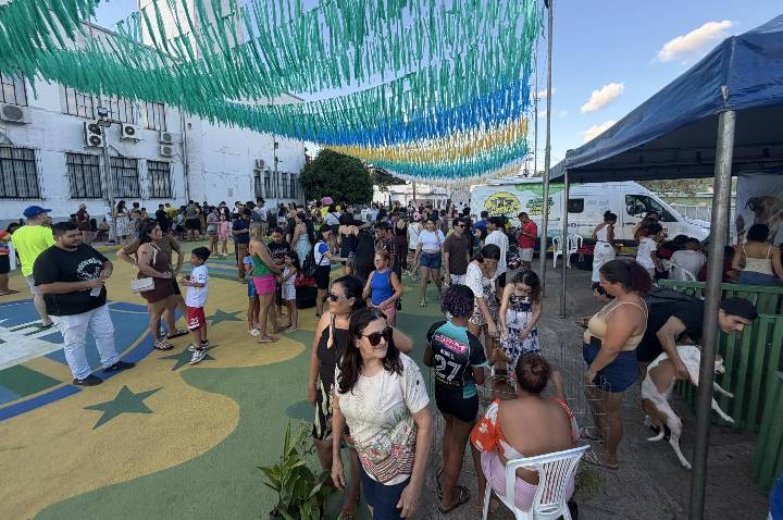 Novos lares e novas raízes marcam ações ambientais na Rua do Hexa