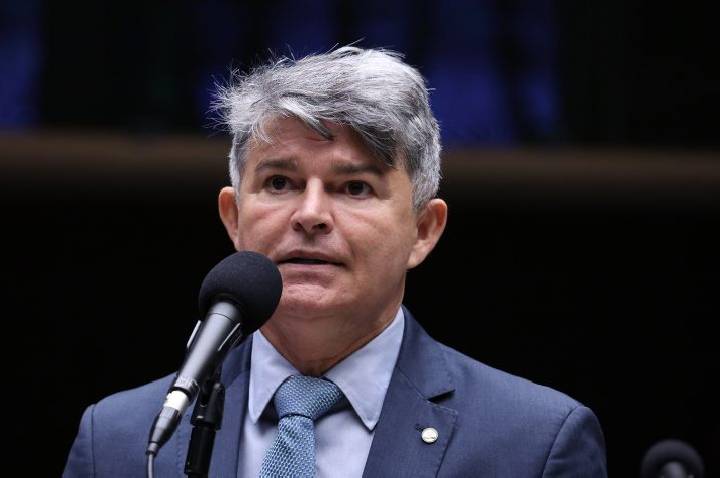 Projeto cria política de tolerância zero contra pichação e vandalismo urbano