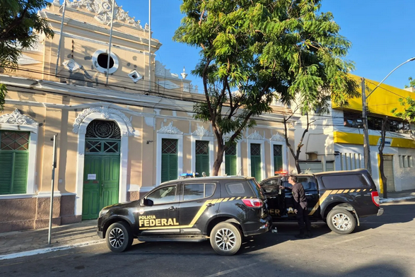 PF prende agentes públicos suspeitos de participação em esquema do “Rei do Lixo”