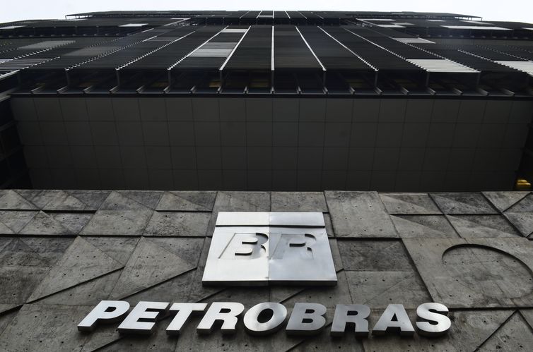 Petrobras registra lucro de R$ 36,6 bilhões em 2024
