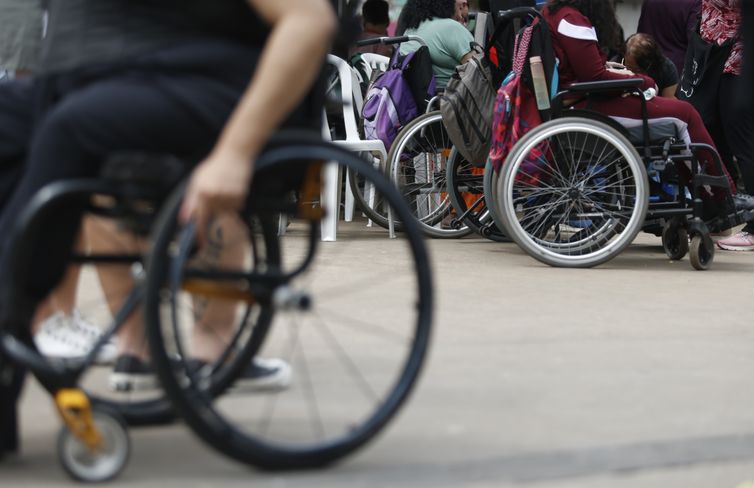 Brasil firma meta de ações globais para pessoas com deficiência