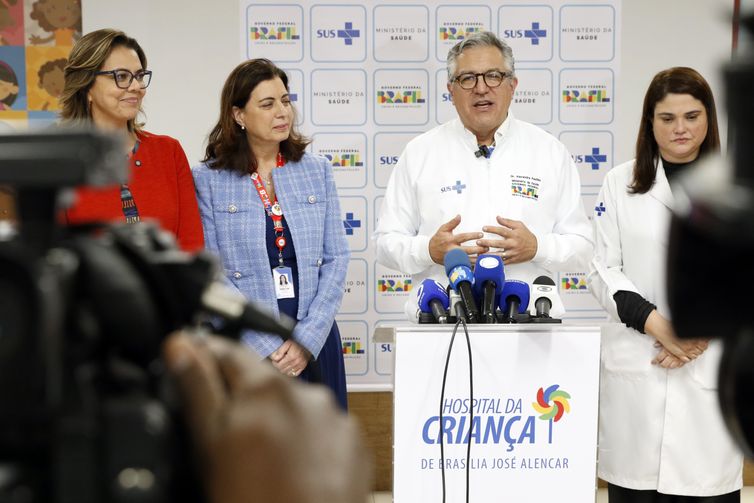 Remédio de R$ 7 milhões deve atender mais de 100 pacientes com AME