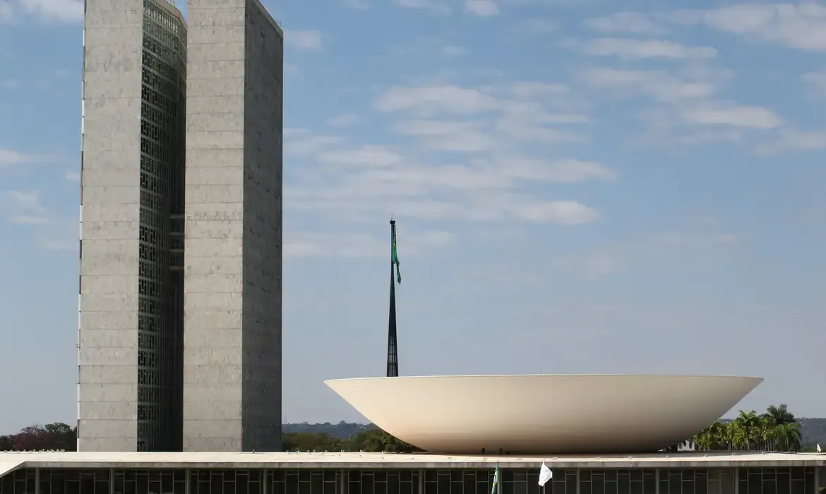 Motta reúne-se na terça com líderes para definir pauta de votações