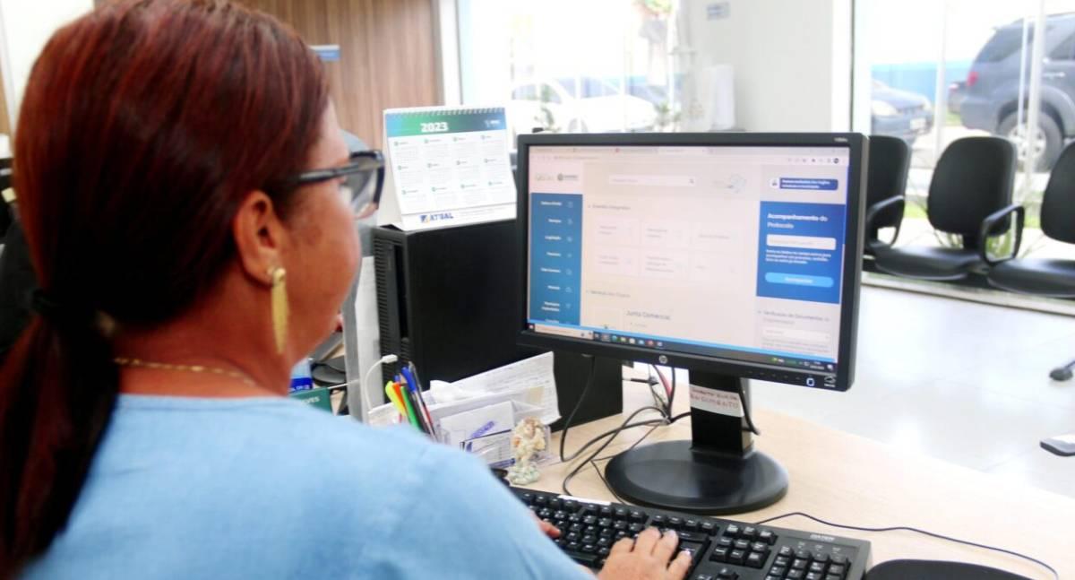 Governo de RO bate recorde histórico com 167 mil empresas abertas pelo sistema Empresa Fácil RO