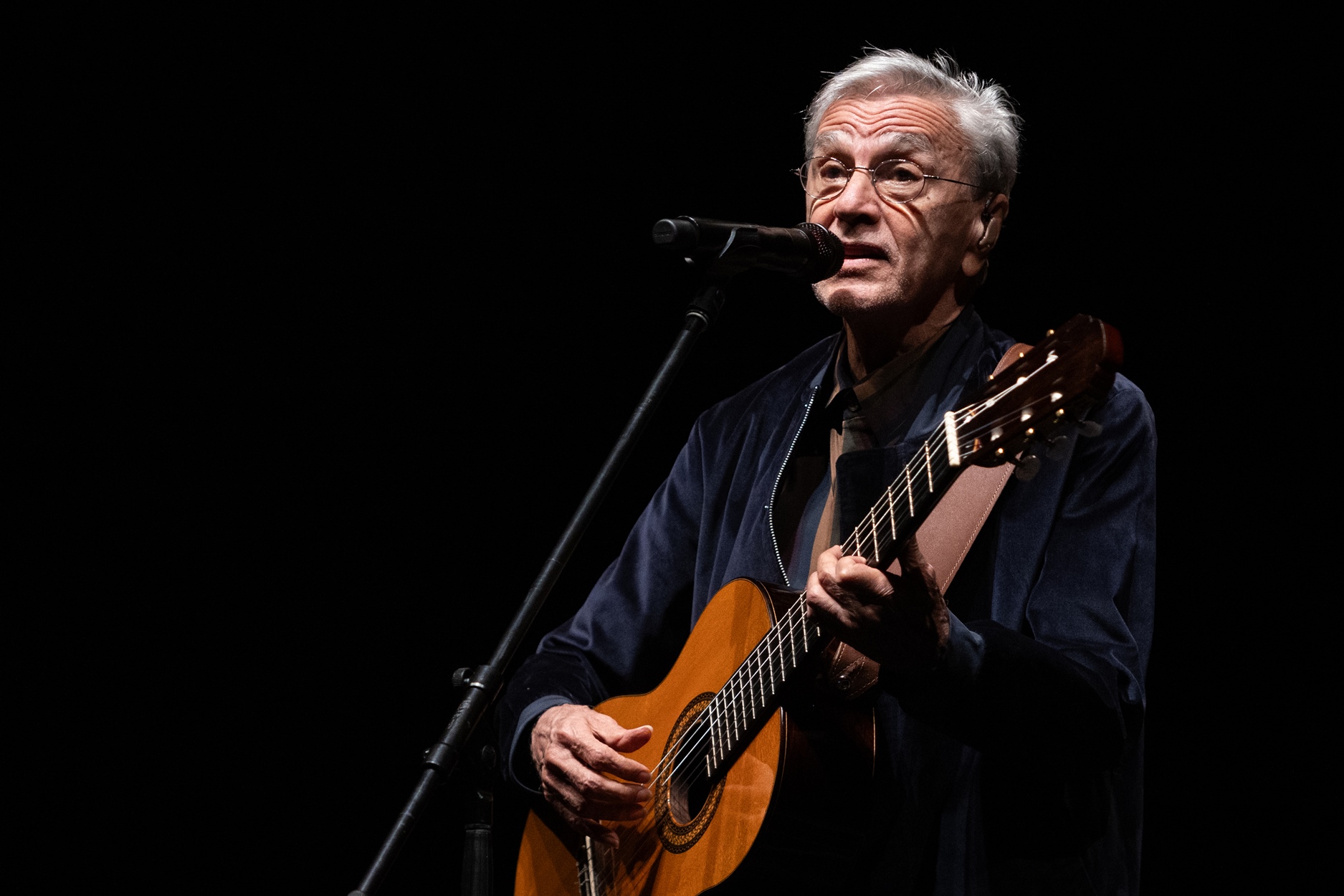 Aos 83 anos, Caetano vive um dos momentos mais especiais da carreira