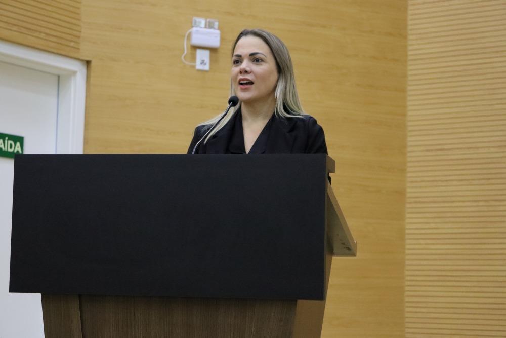 Cláudia de Jesus propõe projeto de lei com ações integradas para combater a obesidade em Rondônia