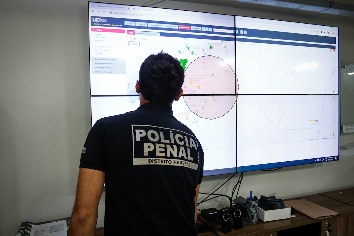 Como a central do DF detectou a violação que levou Bolsonaro à prisão