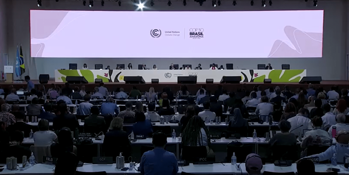 COP30: pouquíssimos países estão satisfeitos, afirma analista sobre acordos