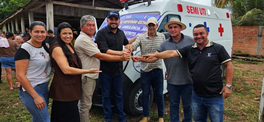 Em Seringueiras, lideranças e agricultores agradecem ao trabalho do deputado Jean Mendonça