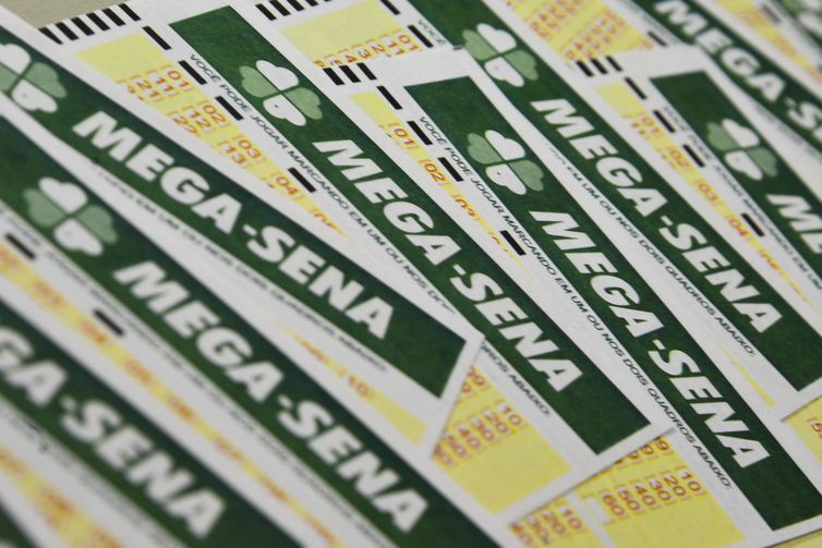 Mega-Sena sorteia prêmio de R$ 62 milhões neste sábado