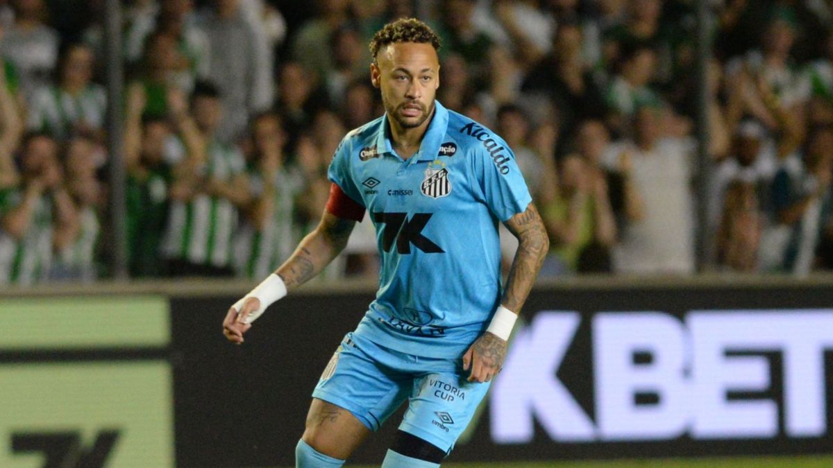 Neymar tem últimos dias de contrato e Santos segue otimista por renovação