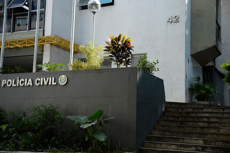 Nova fase da Operação Contenção retira barricadas em São Gonçalo 