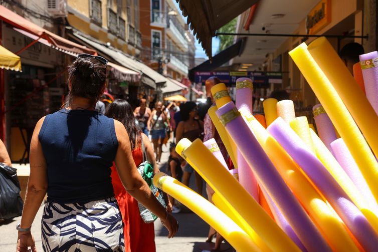 Feriados deste ano podem afetar vendas do comércio no Rio