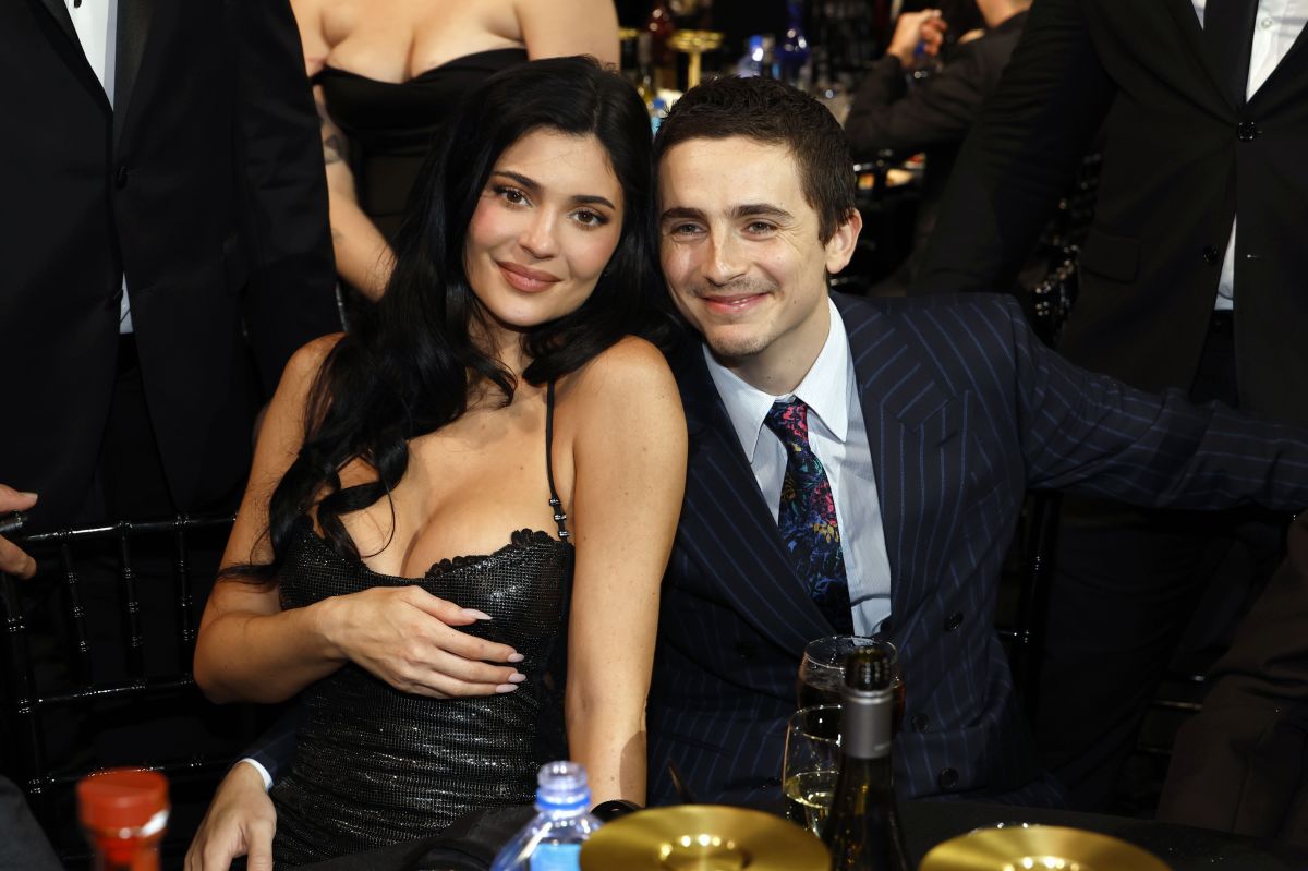 Timothée Chalamet faz rara menção à Kylie Jenner ao vencer: “Eu te amo”