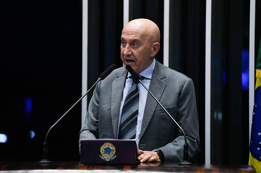 Confúcio Moura, Unico senador de esquerda em Ro deve desistir de disputar reeleição, segundo a imprensa local