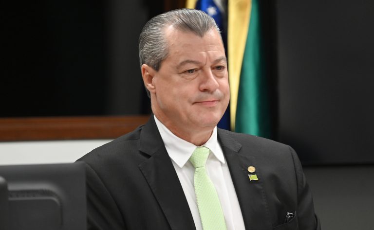 Comissão aprova proposta que dispensa autorização de idoso para denúncia de agressão física