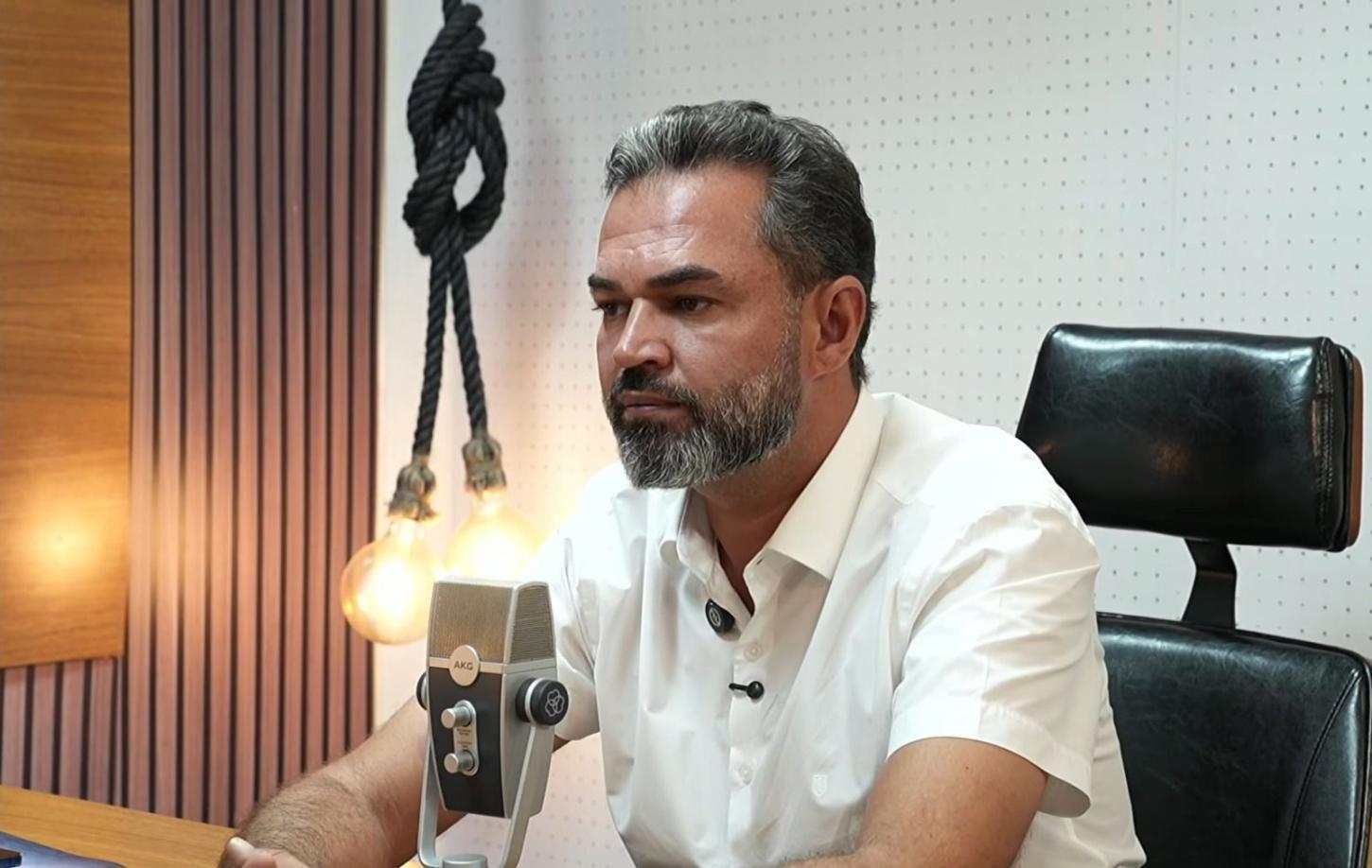 Bruno Bolsonaro Scheid já em segundo lugar na disputa pelo Senado, aponta Quaest