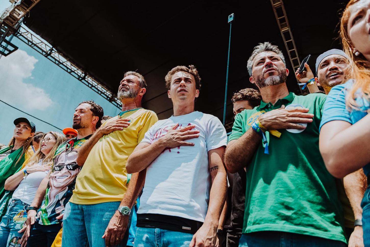Bruno Scheid e Nikolas Ferreira comandam “Fora Moraes” diante de multidão em Ji-Paraná: “Rondônia é de direita”