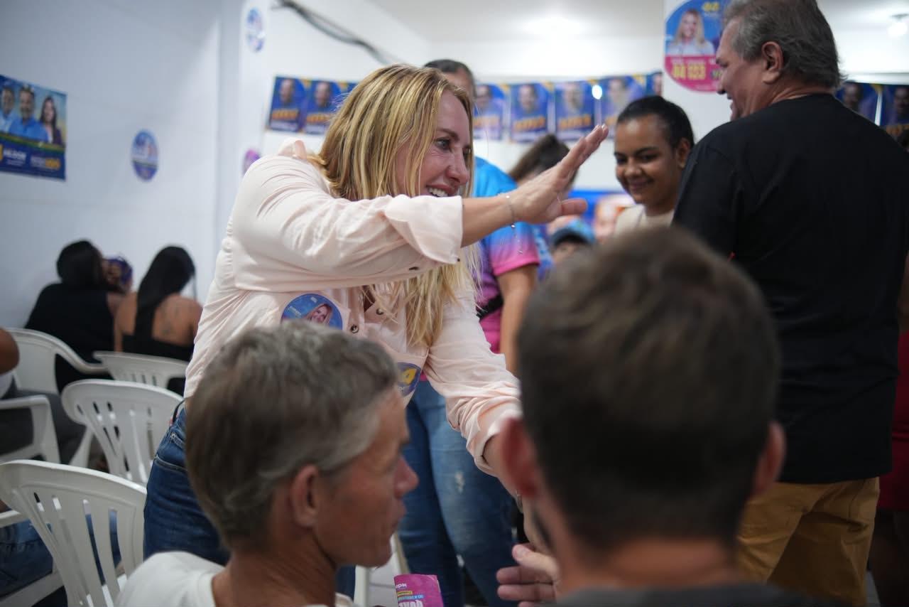 Ieda Chaves percorre Pimenta Bueno e Espigão D`Oeste e tem contato direto com eleitores